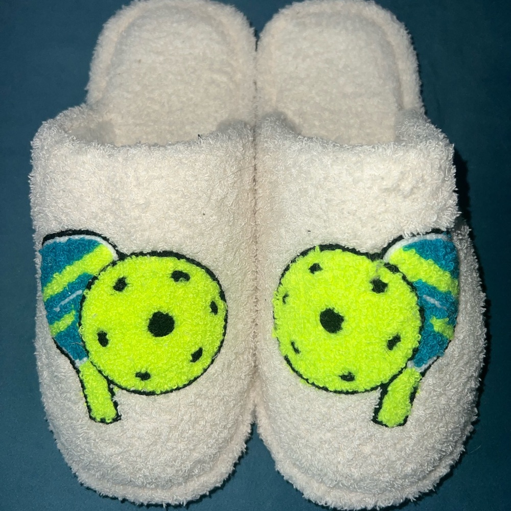 Pickleball Plush Spa like Slippers